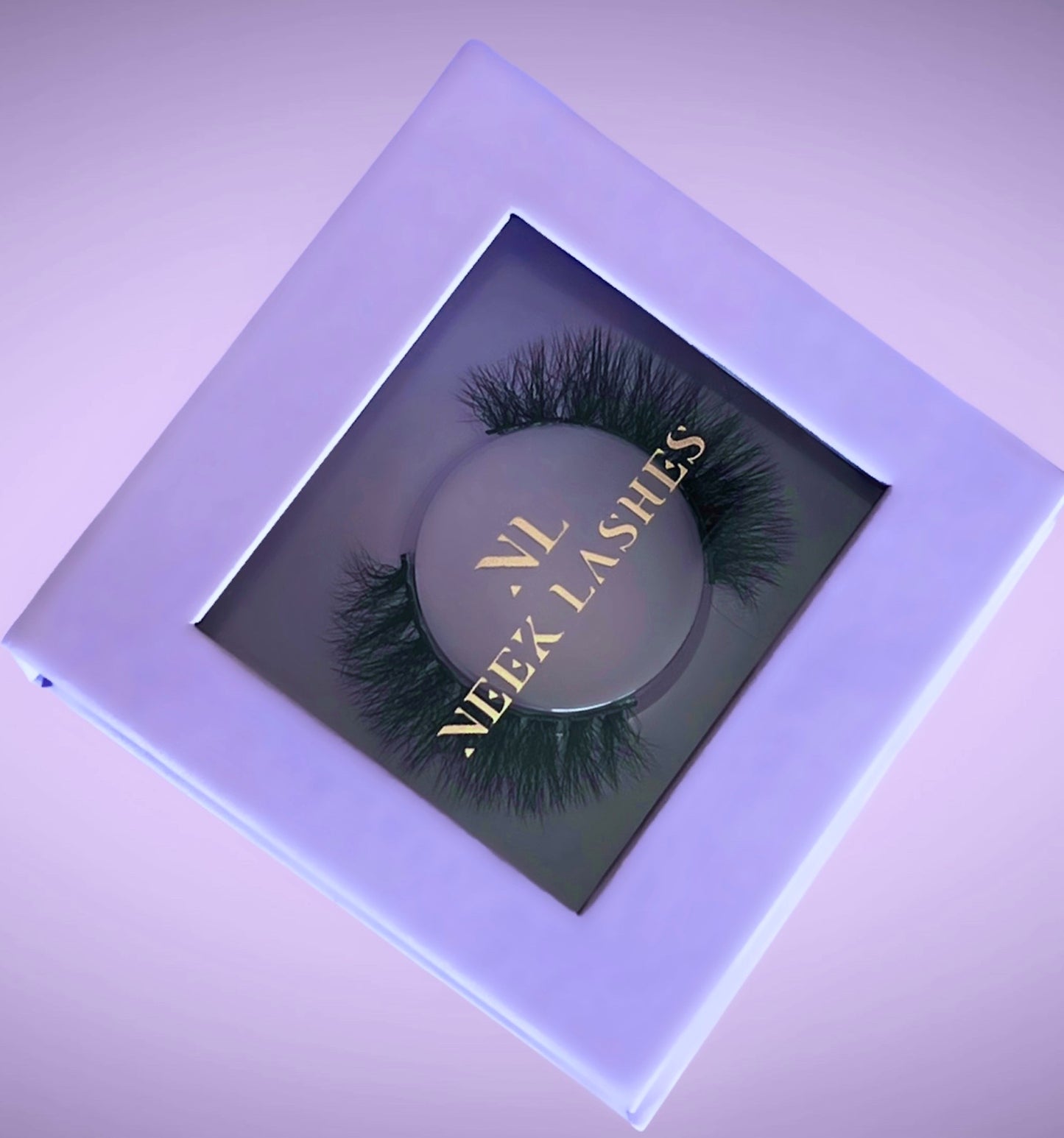 Neek Lashes | Confident